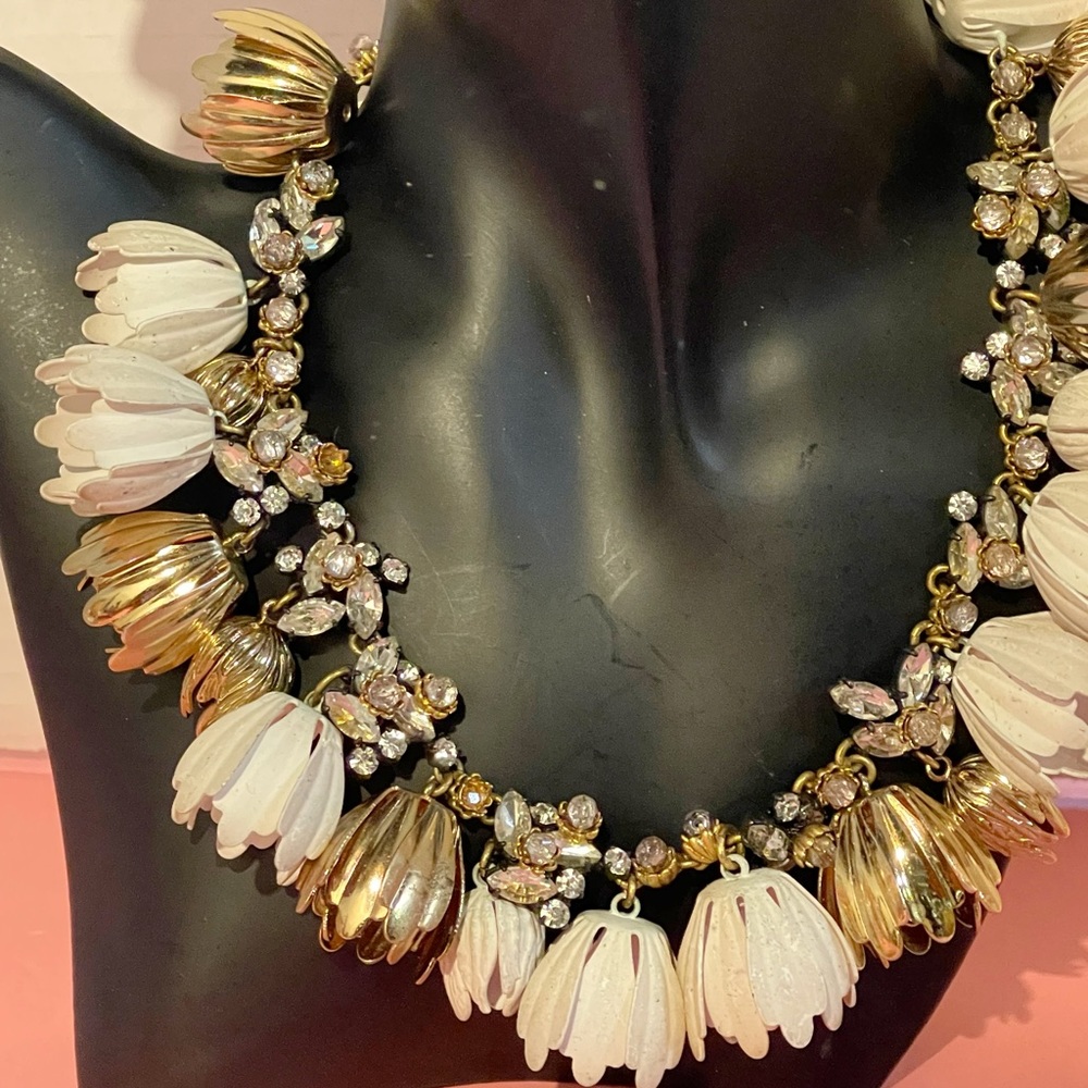 ✨ J.Crew Rhinestone Crystal Flower Wedding Bridal Formal Statement necklace✨